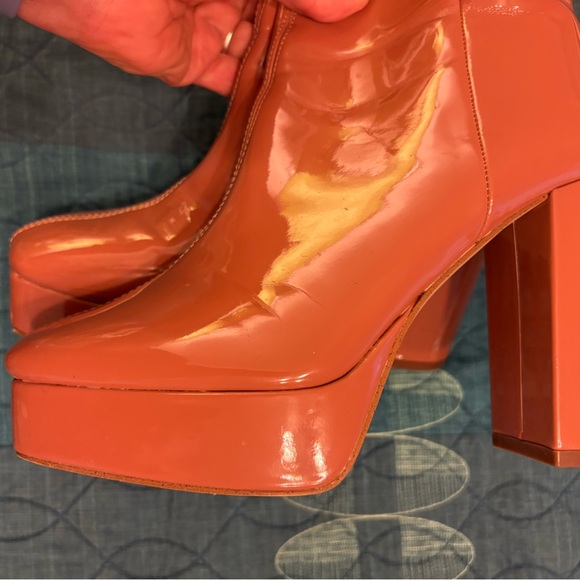 Madden girl salmon platform booties! - Picture 5 of 6